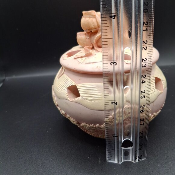 Decorative Stone Potpourri Pot With Ballet Shoes Lid Swan Heart Cutouts - Picture 7 of 7